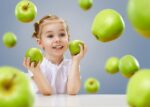 Яблука в дитячому харчуванні